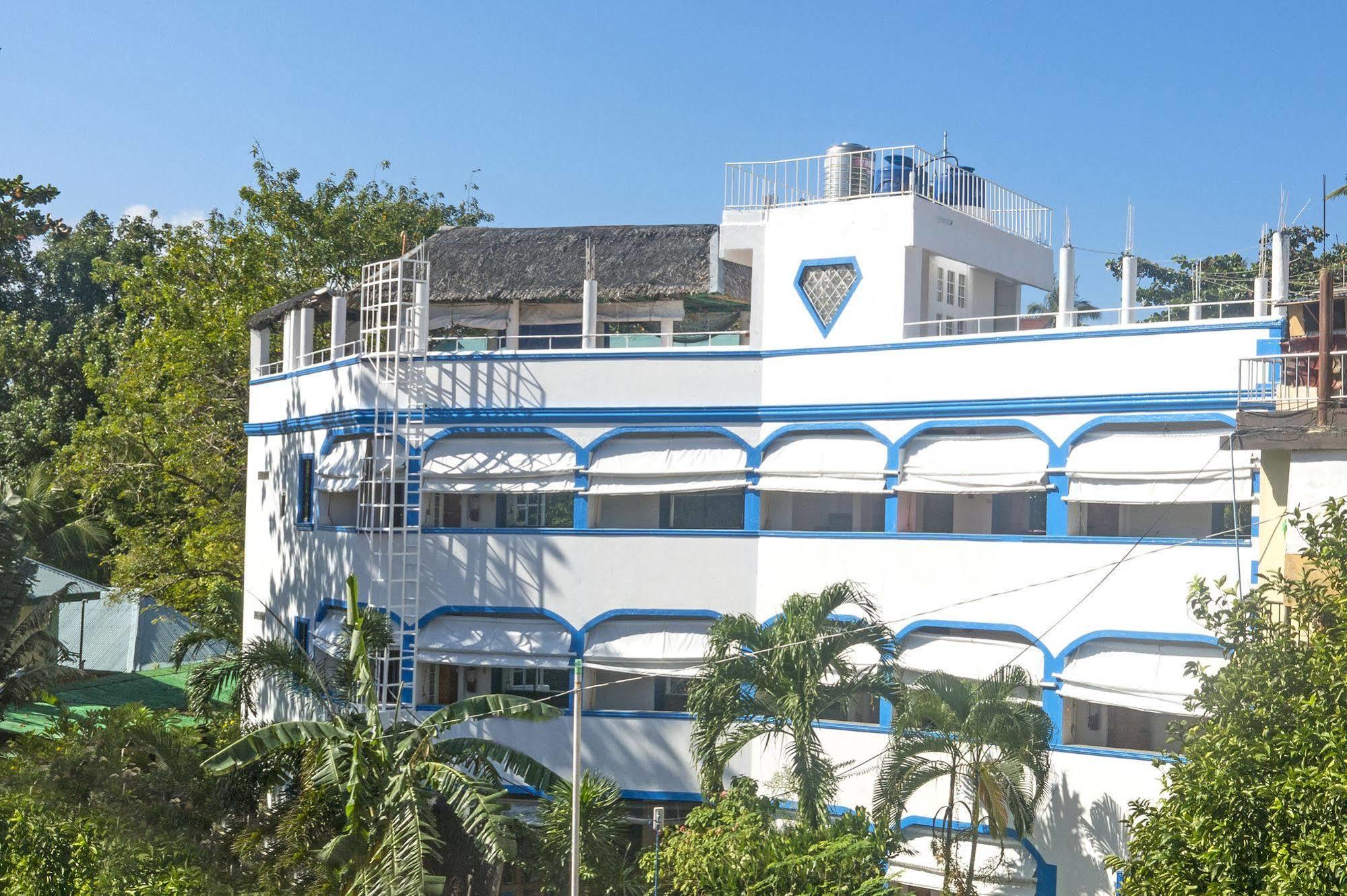 Island Jewel Inn Manoc-Manoc Exterior photo