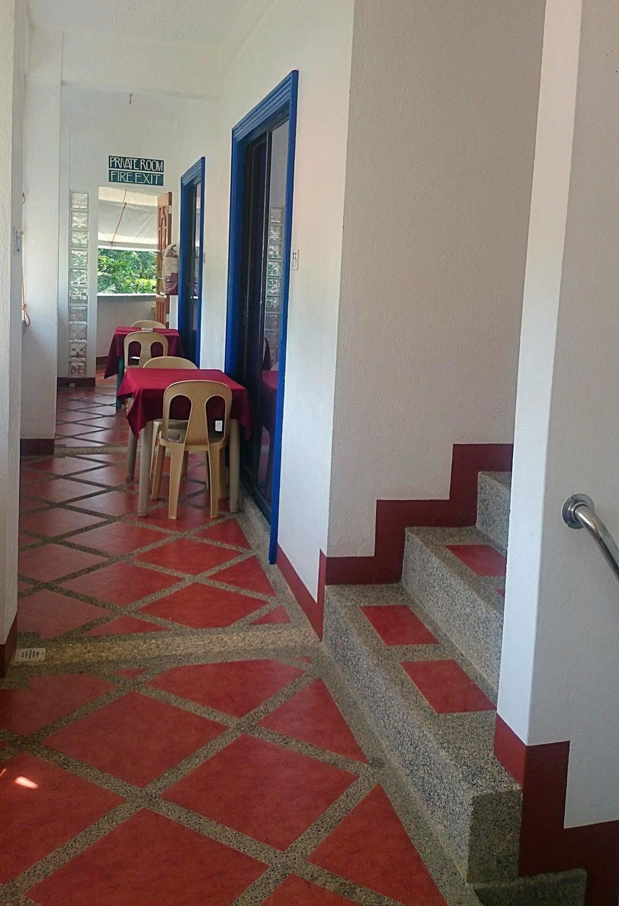 Island Jewel Inn Manoc-Manoc Exterior photo